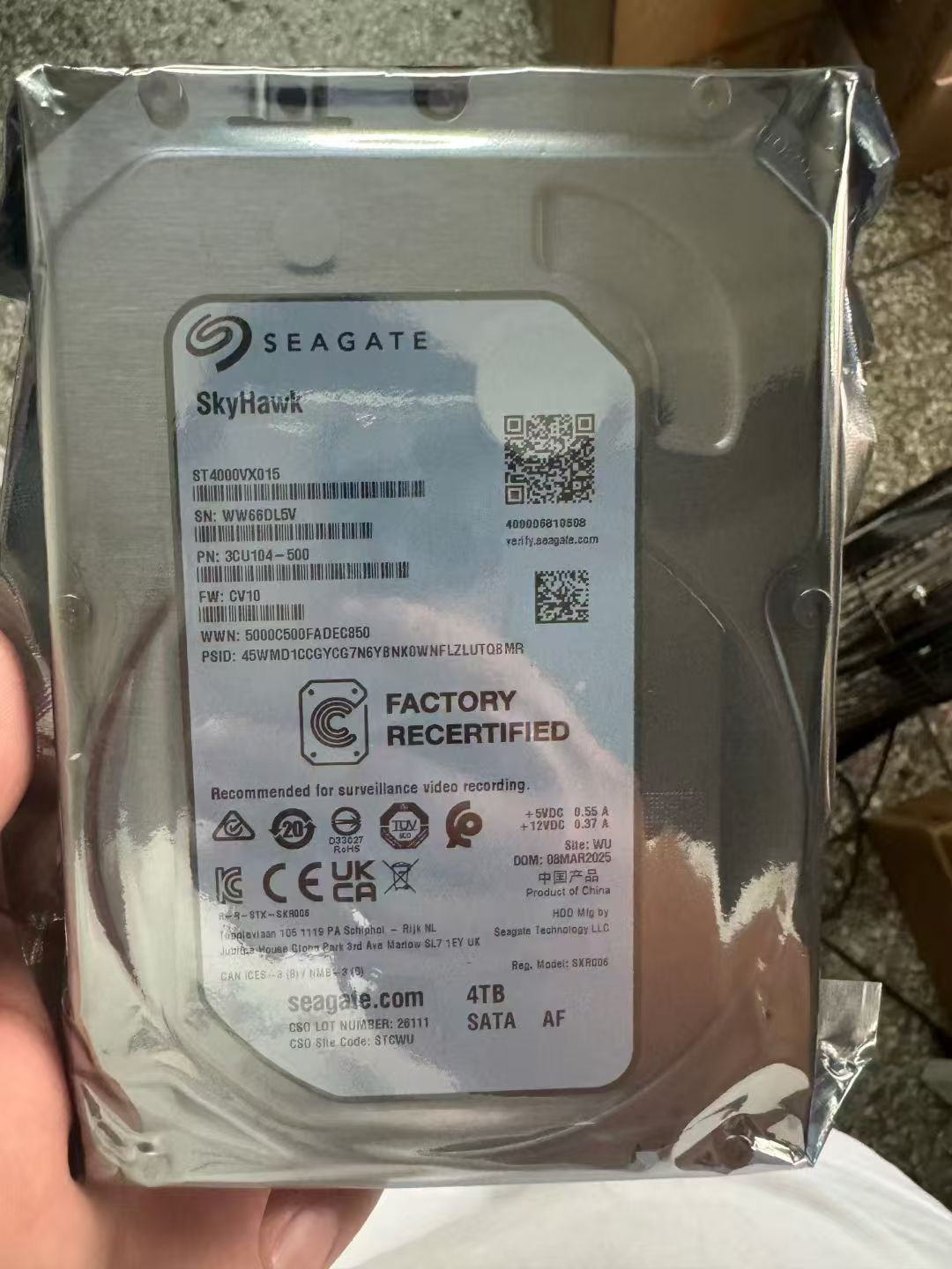 ST4000VX015 R盘.jpg